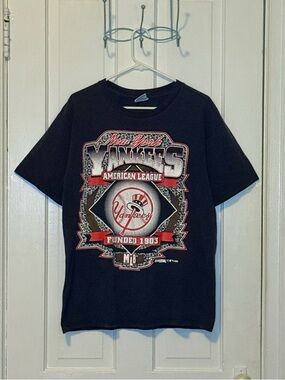 Vintage 1995 Trench Canada New York Yankees American League Tagged Large